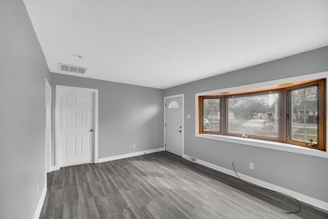 1517 E 174th Street, Hammond, IN 46324