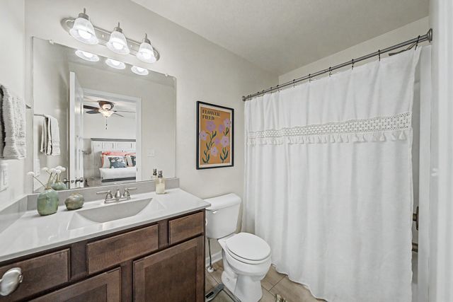 1636 25th Avenue SW, Altoona, IA 50009