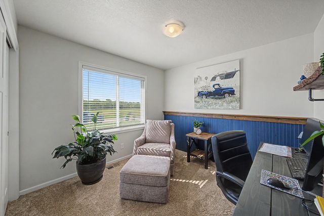 1636 25th Avenue SW, Altoona, IA 50009