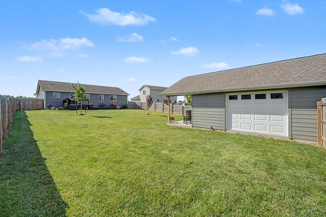 1636 25th Avenue SW, Altoona, IA 50009