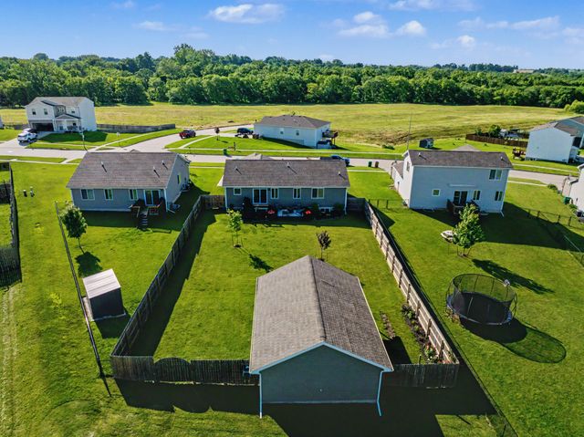 1636 25th Avenue SW, Altoona, IA 50009