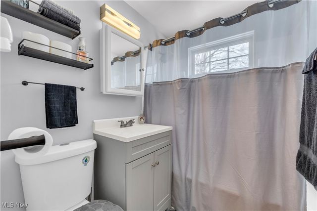 422 Clearview Drive J10, Euclid, OH 44123