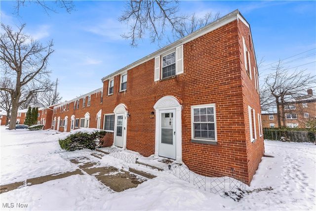 422 Clearview Drive J10, Euclid, OH 44123