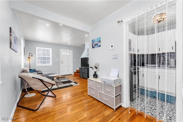 422 Clearview Drive J10, Euclid, OH 44123