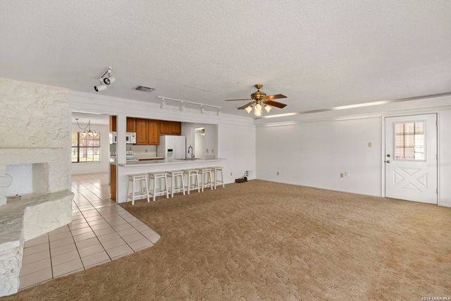 1309 E Zipp, New Braunfels, TX 78130