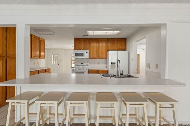 1309 E Zipp, New Braunfels, TX 78130