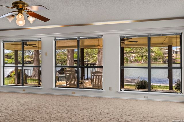 1309 E Zipp, New Braunfels, TX 78130