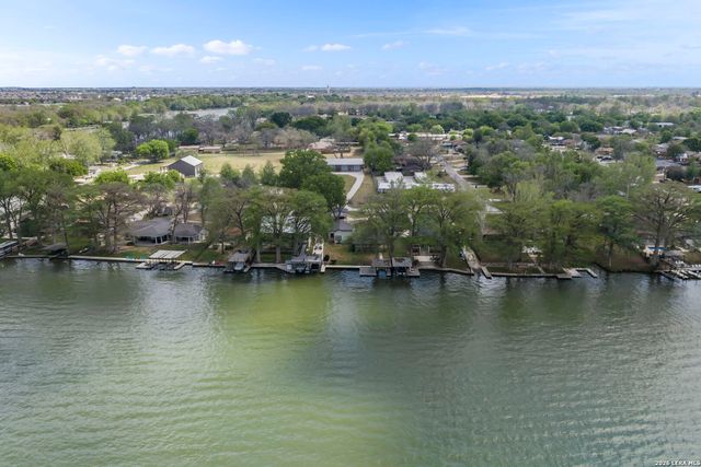 1309 E Zipp, New Braunfels, TX 78130