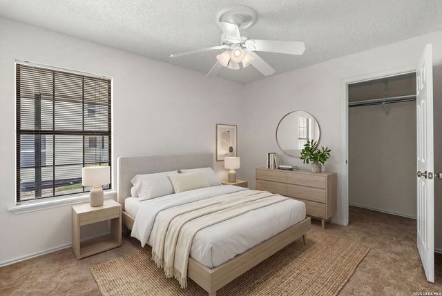 1309 E Zipp, New Braunfels, TX 78130