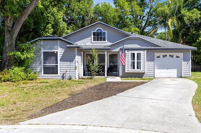 601 ARLINGTON COURT, Eustis, FL 32726