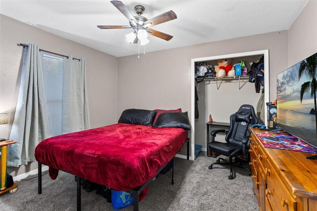 601 ARLINGTON COURT, Eustis, FL 32726