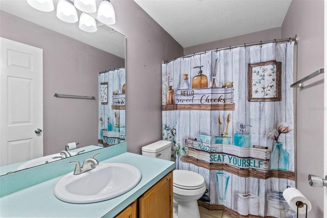 601 ARLINGTON COURT, Eustis, FL 32726