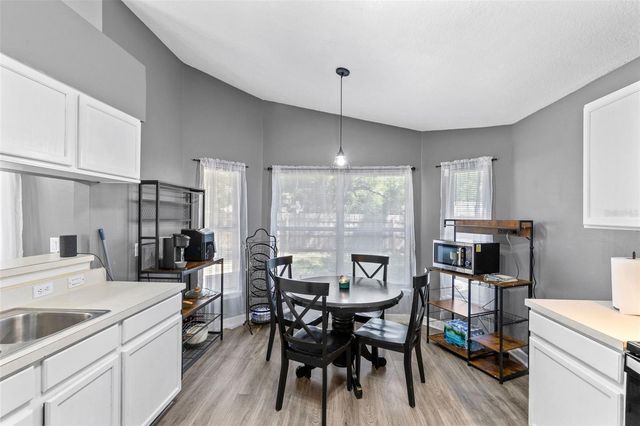 601 ARLINGTON COURT, Eustis, FL 32726