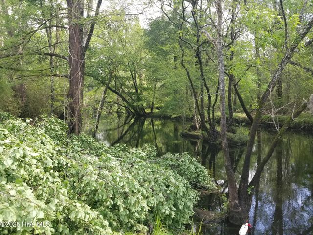 178 Poker House Road, Grimesland, NC 27837