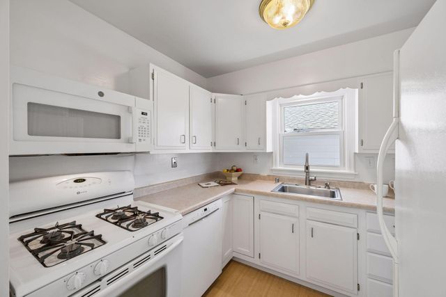 8316 Upton Avenue S, Bloomington, MN 55431