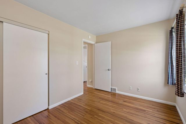 8316 Upton Avenue S, Bloomington, MN 55431