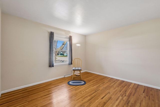 8316 Upton Avenue S, Bloomington, MN 55431