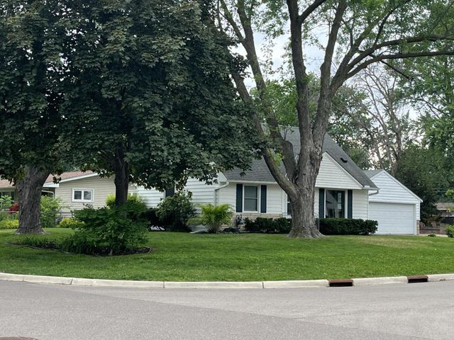 8316 Upton Avenue S, Bloomington, MN 55431