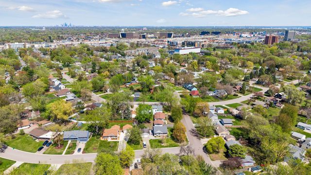 8316 Upton Avenue S, Bloomington, MN 55431