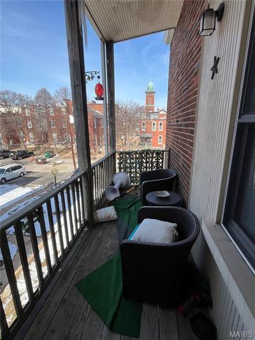 1939 Senate Street, St Louis, MO 63118