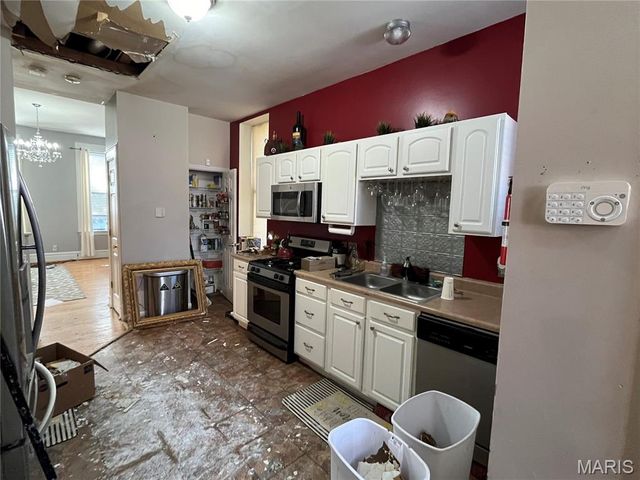 1939 Senate Street, St Louis, MO 63118