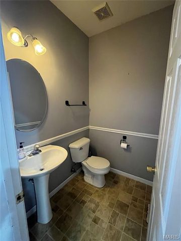 1939 Senate Street, St Louis, MO 63118