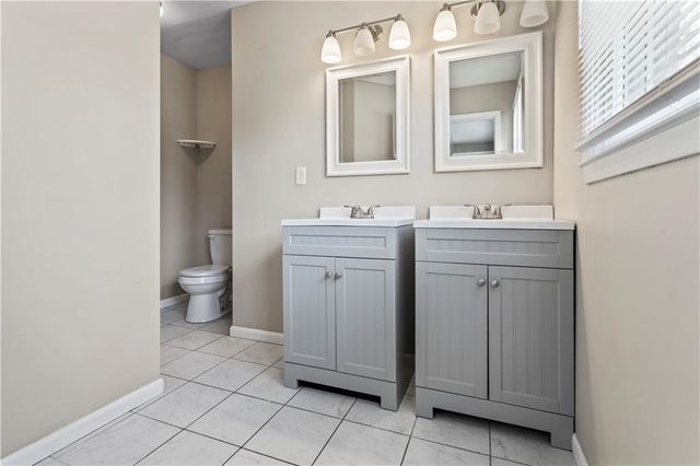 4537 NE 56th Street, Kansas City, MO 64119