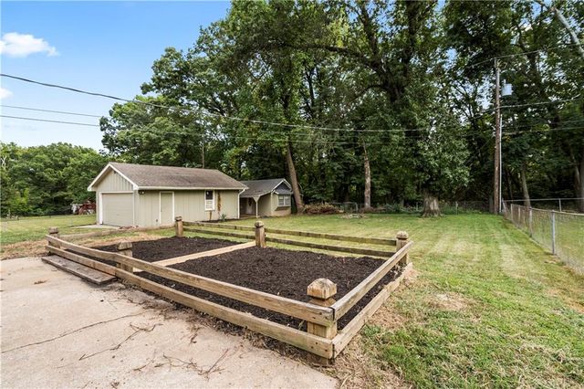 4537 NE 56th Street, Kansas City, MO 64119