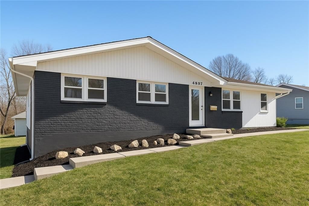 4537 NE 56th Street, Kansas City, MO 64119