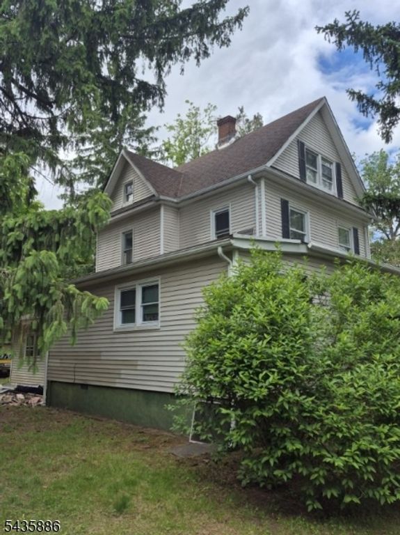 1207 Foster Ave, South Plainfield Boro, NJ 07080