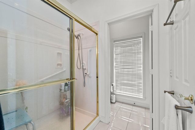 10 Woodland Dr, Jacksonville, AR 72076