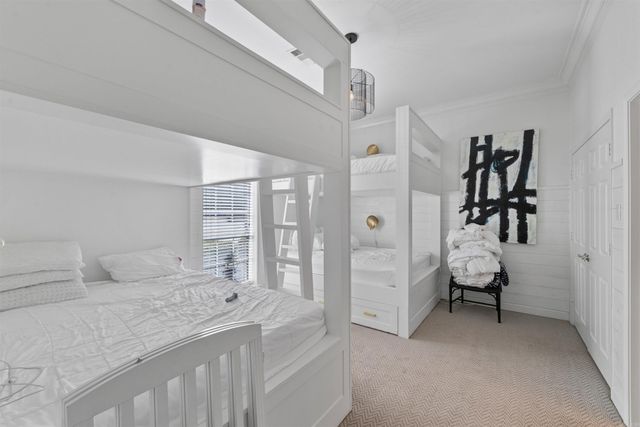 10 Woodland Dr, Jacksonville, AR 72076