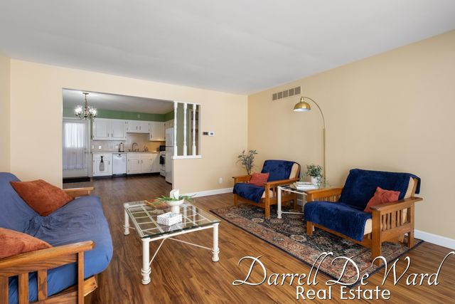 5673 Leisure South Drive Se, City Of Kentwood, MI 49548