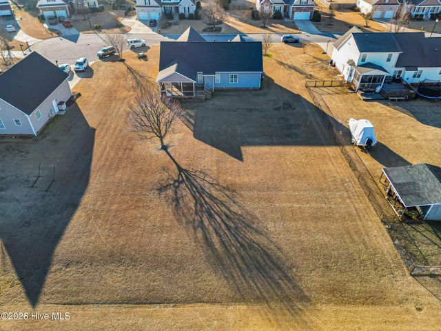 1329 Whitten Court, Greenville, NC 27858