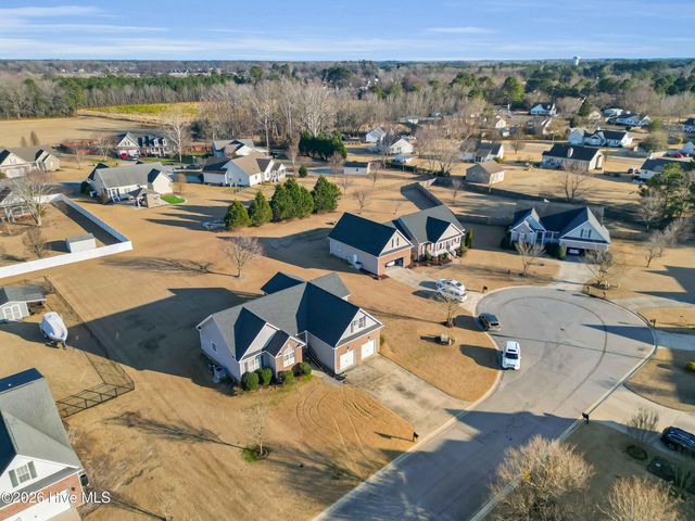 1329 Whitten Court, Greenville, NC 27858