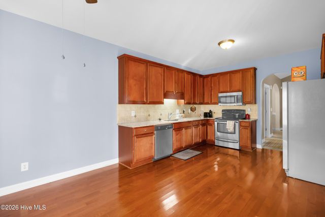 1329 Whitten Court, Greenville, NC 27858