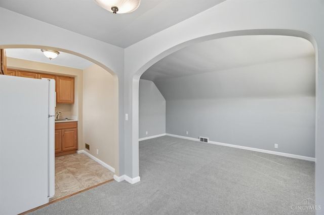 3795 Meadowlark Lane, Fairfax, OH 45227