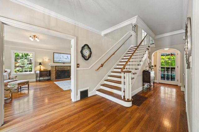 828 Blandford Boulevard, Redwood City, CA 94062
