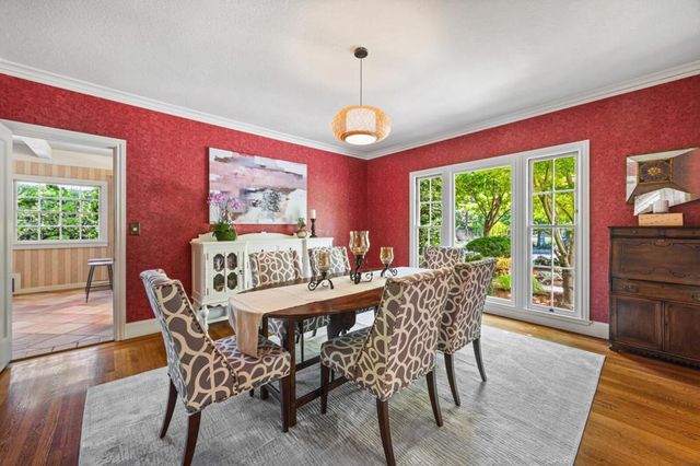 828 Blandford Boulevard, Redwood City, CA 94062
