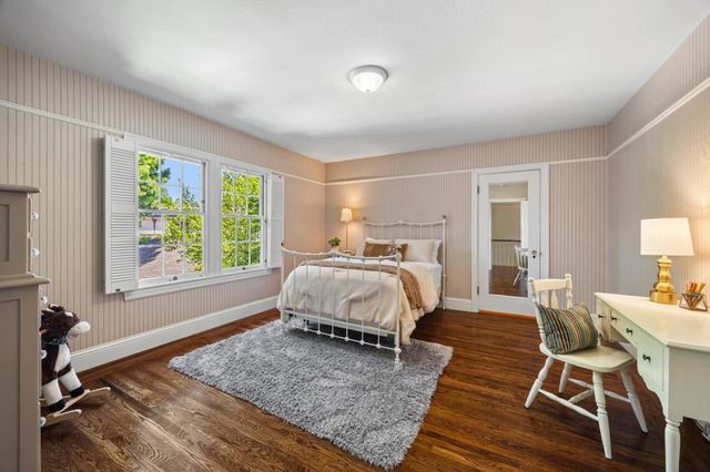 828 Blandford Boulevard, Redwood City, CA 94062