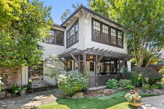 828 Blandford Boulevard, Redwood City, CA 94062