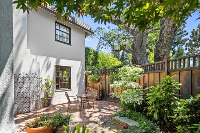 828 Blandford Boulevard, Redwood City, CA 94062