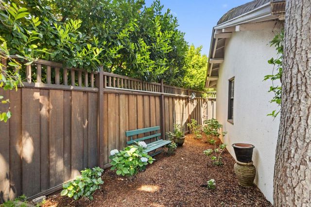 828 Blandford Boulevard, Redwood City, CA 94062