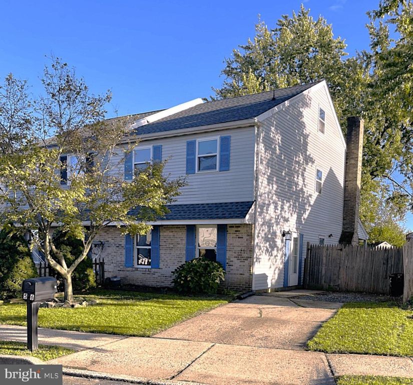 56 BRAITHWAITE LN, QUAKERTOWN, PA 18951 — exterior