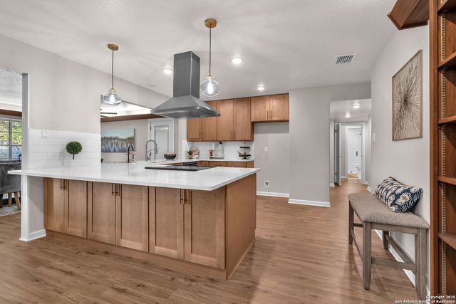 212 Atwater, Castle Hills, TX 78213