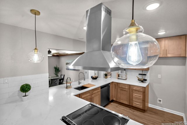 212 Atwater, Castle Hills, TX 78213