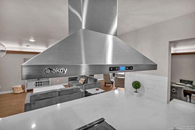 212 Atwater, Castle Hills, TX 78213