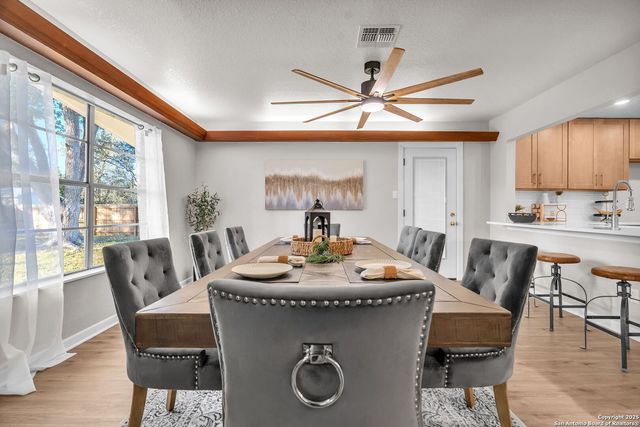 212 Atwater, Castle Hills, TX 78213