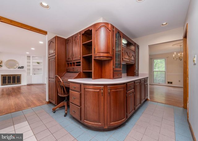 4945 W RUNNING BROOK RD, Columbia, MD 21044