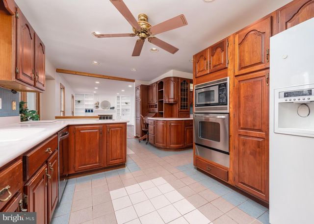 4945 W RUNNING BROOK RD, Columbia, MD 21044